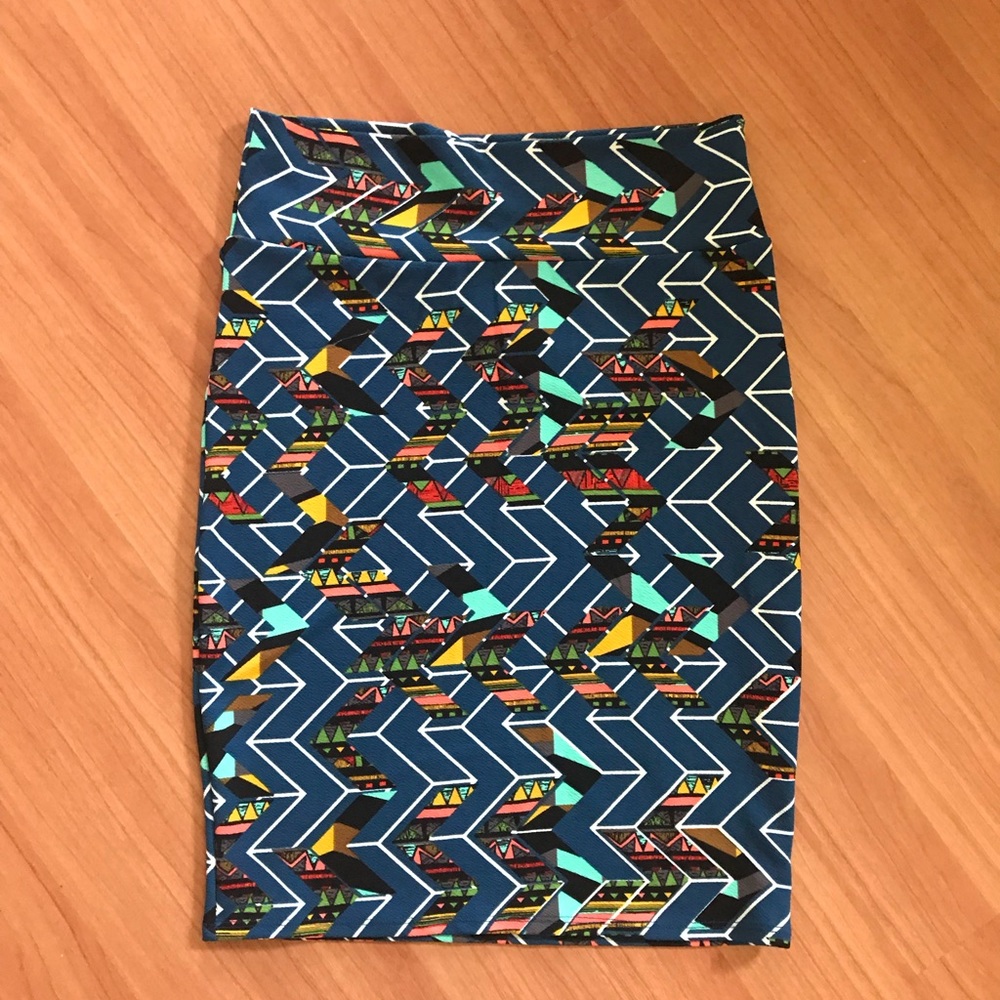 LuLaRoe Cassie